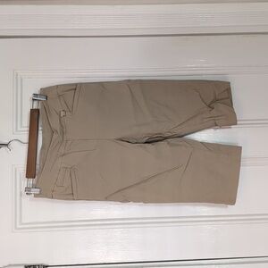 Golf Khaki Capris